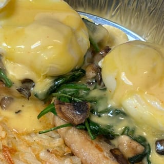 Baby Spinach and Sauteed Mushroom Benedict